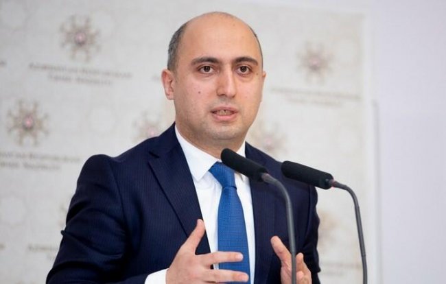 Emin Əmrullayev:  Məktəb direktorları yuxarı bal toplamış müəllimlər arasından seçiləcəklər❗